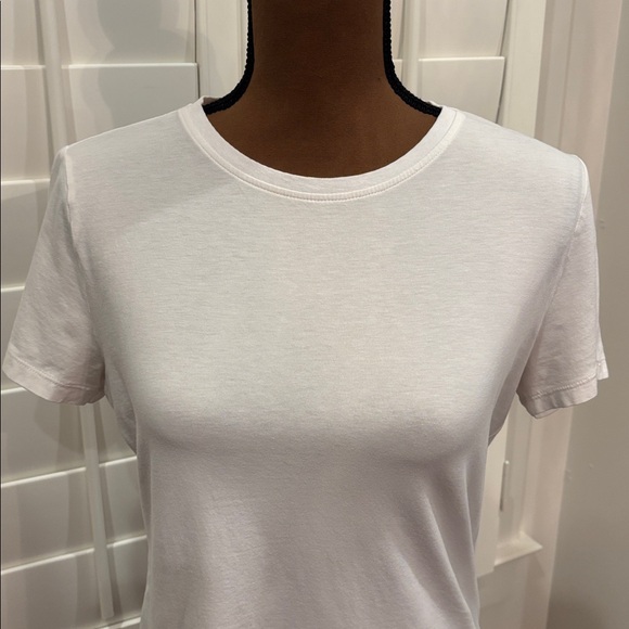 Athleta T-Shirt - Picture 2 of 5